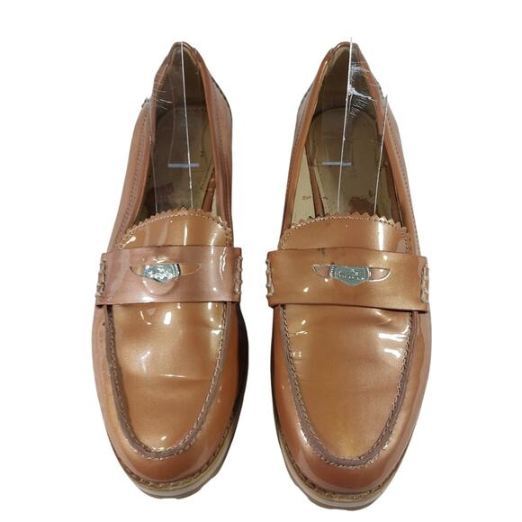 COACH! CHIC COPPERY BEIGE PATENT LEATHER RUBBER TREAD PENNY LOAFERS! SZ 8.5M - Picture 4 of 13